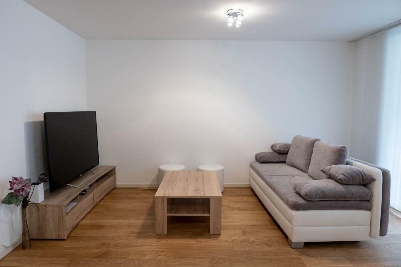 Family Apartment Near The Train Station Веве Екстер'єр фото