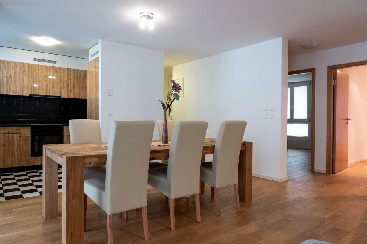 Family Apartment Near The Train Station Веве Екстер'єр фото
